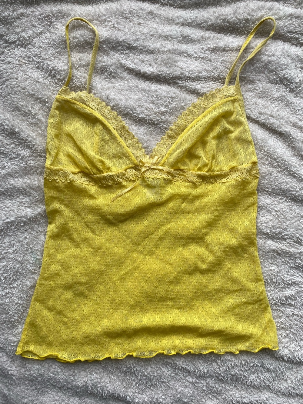 Y2K Sheer Yellow La Senza Lace-Trim Babydoll Camisole with Adjustable Straps